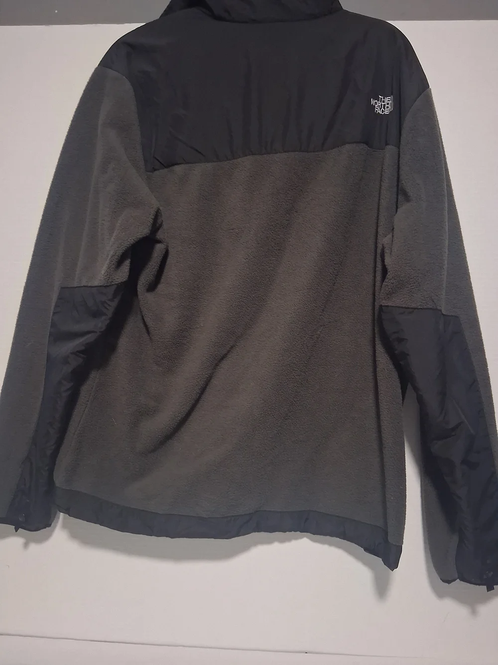 The North Face Men's Two-Tone Black & Gray/Green Full-Zip Fleece Jacket Size L